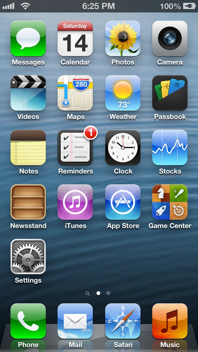 The home screen of iOS 6.